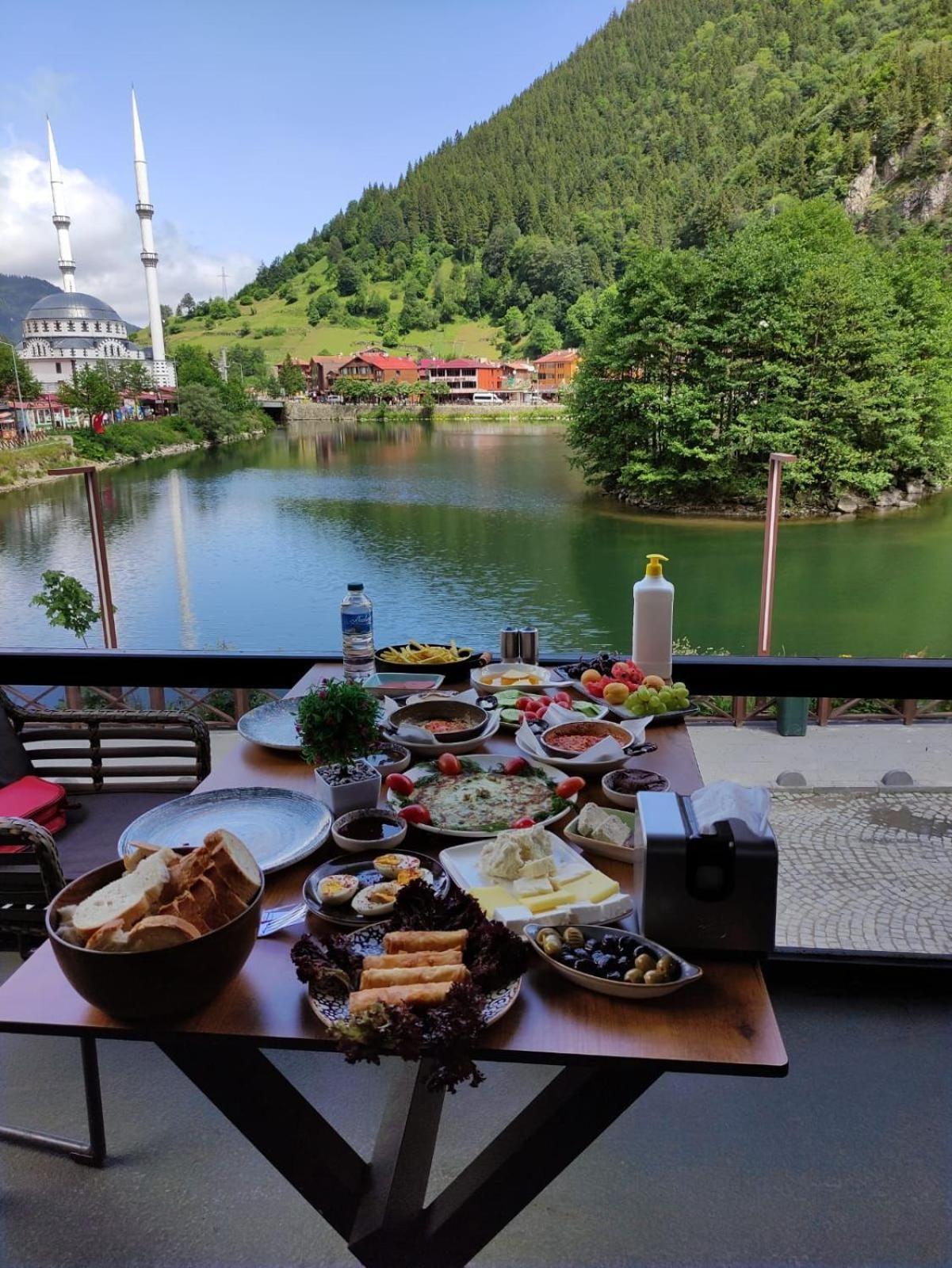 Dear Otel - 2 Uzungöl Eksteriør billede